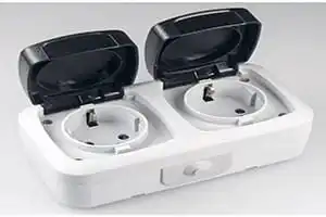 Монтаж розеток в Москве